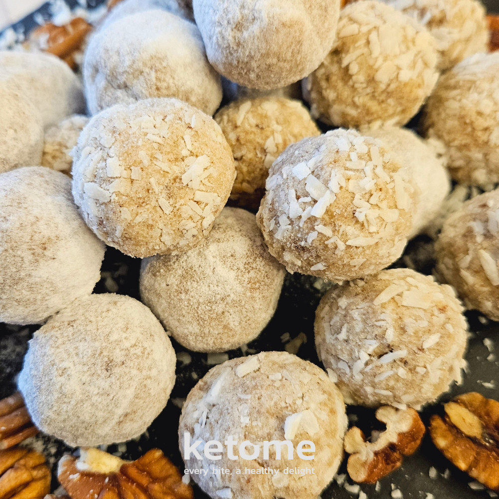 Keto Coconut Flakes & Pecan Bites