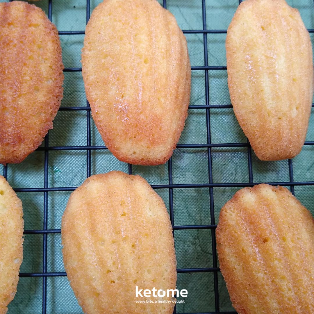 Keto Madeleine Cookies