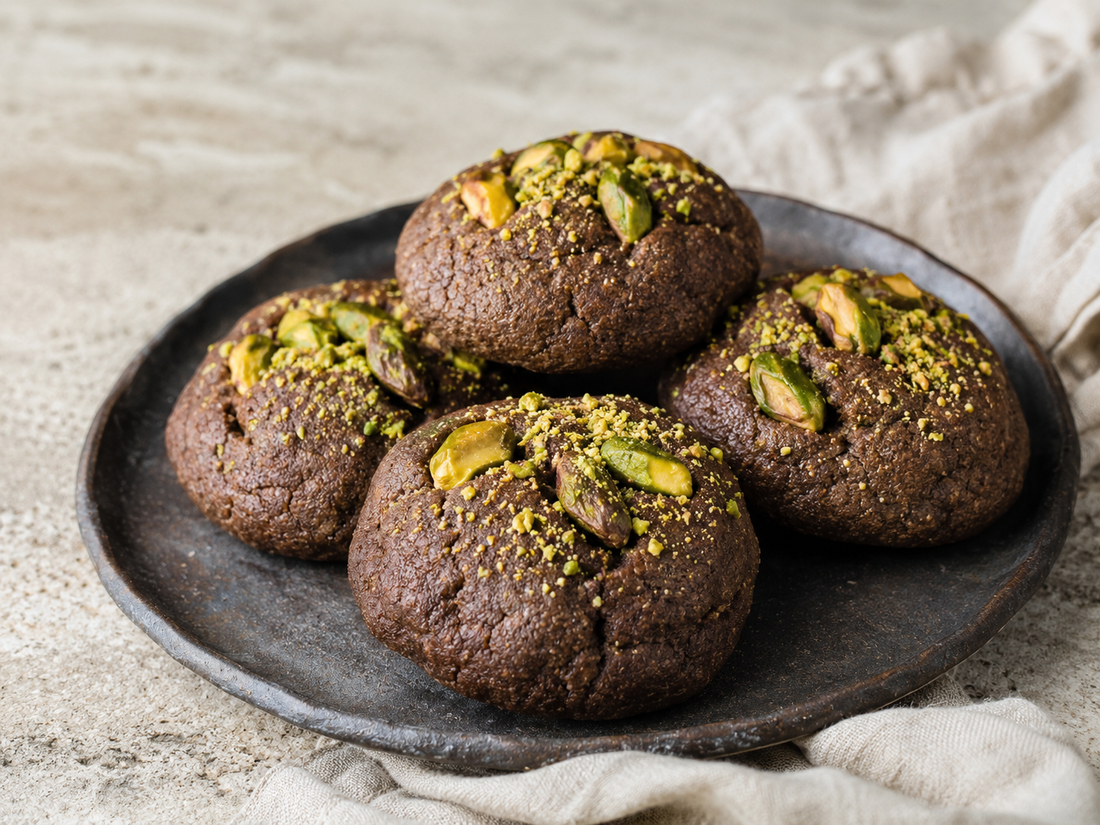  Discover Keto Desserts Featuring Irresistible Dubai-Style Pistachio & Hazelnut Cookies