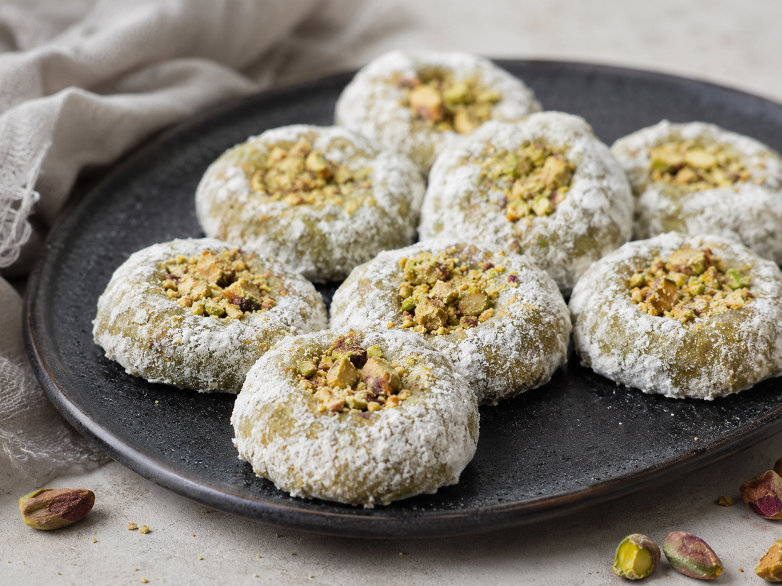 Indulge Your Late-Night Cravings: Discover Gluten-Free, Zero-Sugar Keto Snacks that Delight!