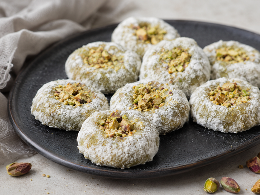 Indulge Your Late-Night Cravings: Discover Gluten-Free, Zero-Sugar Keto Snacks that Delight!