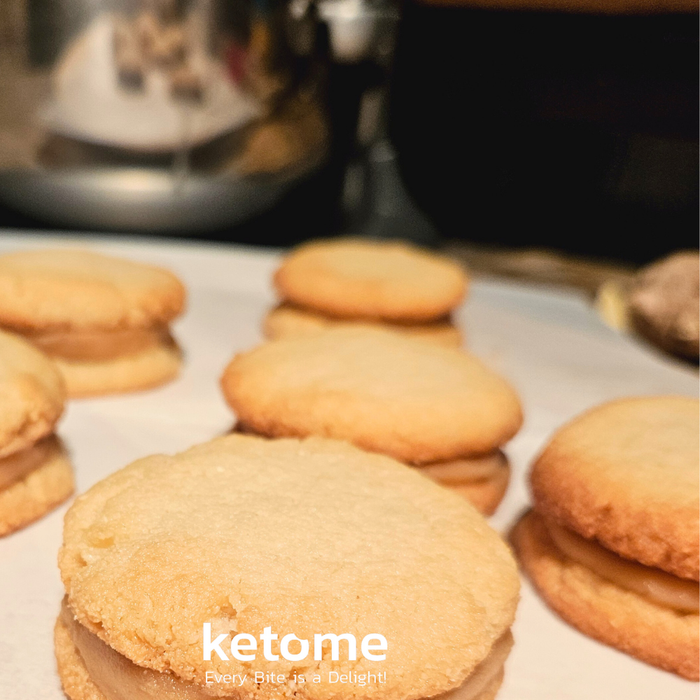 Biscuits KETO CARAMEL faits maison - Faible teneur en glucides, sans sucre et sans gluten