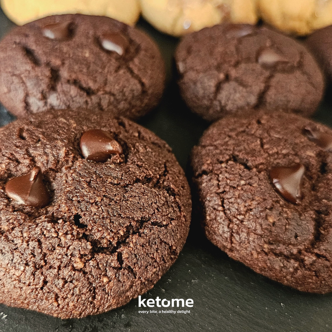 Biscuits faits maison KETO CHOCOLATE - Faible teneur en glucides, sans sucre et sans gluten