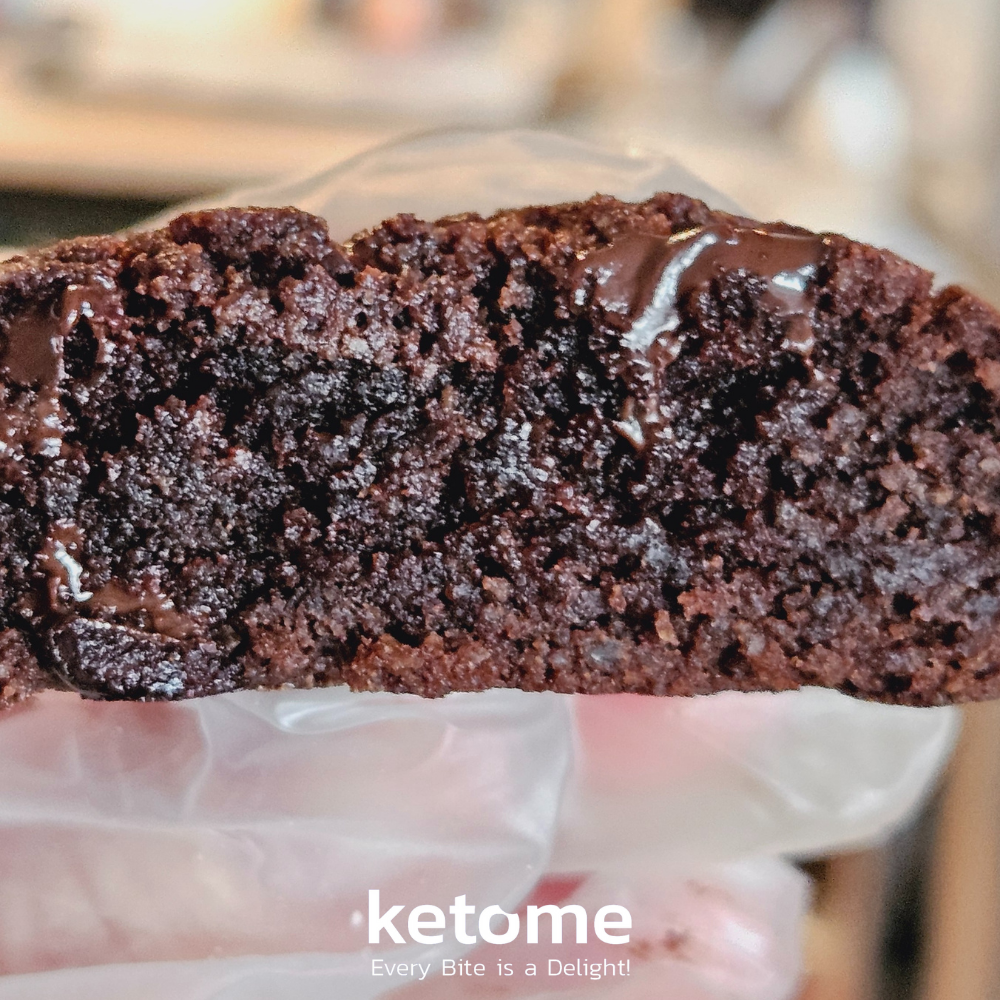 KETO CHOCOLATE Homemade Cookies - Low-Carb, Sugar-Free & Gluten-Free